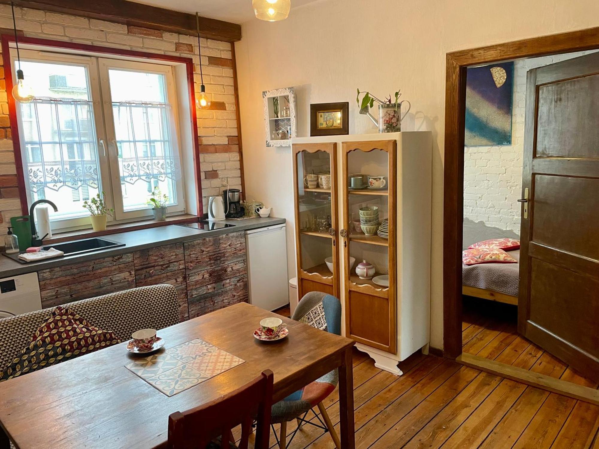 Apartament Do Zobaczenia Olsztyn Miejsce Nieidealne Bagian luar foto